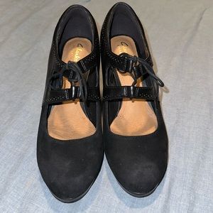 Clarks Artisan Black Leather/ Suede Lace up Mary Jane Platform Heels 81/2 M BNNT